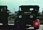 Standbild Strategic Air Command B-47 Bomber Besatzungen reagieren auf eine Warnung Nebraska United States USA, 1960, aus Sekunde 22 historischem Filmmaterial Videoclip 65675047105