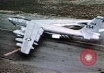 Standbild Strategic Air Command B-47 Bomber Besatzungen reagieren auf eine Warnung Nebraska United States USA, 1960, aus Sekunde 35 historischem Filmmaterial Videoclip 65675047105
