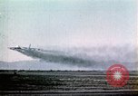 Standbild Strategic Air Command B-47 Bomber Besatzungen reagieren auf eine Warnung Nebraska United States USA, 1960, aus Sekunde 53 historischem Filmmaterial Videoclip 65675047105