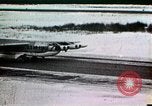 Standbild Strategic Air Command B-47 Bomber Besatzungen reagieren auf eine Warnung Nebraska United States USA, 1960, aus Sekunde 58 historischem Filmmaterial Videoclip 65675047105