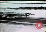 Standbild Strategic Air Command B-47 Bomber Besatzungen reagieren auf eine Warnung Nebraska United States USA, 1960, aus Sekunde 59 historischem Filmmaterial Videoclip 65675047105