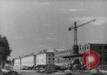Standbild Neue Stadt in Sibirien Angarsk Sibirien, 1958, aus Sekunde 27 historischem Filmmaterial Videoclip 65675047116