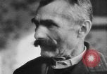 Standbild Slawischen Festival in Serbien Europa, 1944, aus Sekunde 18 historischem Filmmaterial Videoclip 65675047126