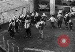 Standbild Slawischen Festival in Serbien Europa, 1944, aus Sekunde 35 historischem Filmmaterial Videoclip 65675047126