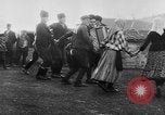 Standbild Slawischen Festival in Serbien Europa, 1944, aus Sekunde 36 historischem Filmmaterial Videoclip 65675047126