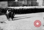 Standbild der Italienischen Armee Triest Italien, 1944, aus Sekunde 17 historischem Filmmaterial Videoclip 65675047128