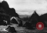 Standbild Einheimische Nomaden der Altai Berge Zentralasien, 1944, aus Sekunde 5 historischem Filmmaterial Videoclip 65675047134