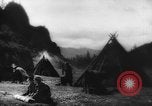 Standbild Einheimische Nomaden der Altai Berge Zentralasien, 1944, aus Sekunde 6 historischem Filmmaterial Videoclip 65675047134