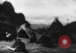Standbild Einheimische Nomaden der Altai Berge Zentralasien, 1944, aus Sekunde 7 historischem Filmmaterial Videoclip 65675047134