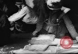 Standbild Einheimische Nomaden der Altai Berge Zentralasien, 1944, aus Sekunde 24 historischem Filmmaterial Videoclip 65675047134