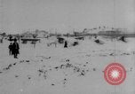 Standbild White Russian Flüchtlinge Sibirien Russland, 1918, aus Sekunde 4 historischem Filmmaterial Videoclip 65675047149