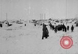 Standbild White Russian Flüchtlinge Sibirien Russland, 1918, aus Sekunde 22 historischem Filmmaterial Videoclip 65675047149