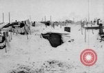 Standbild White Russian Flüchtlinge Sibirien Russland, 1918, aus Sekunde 45 historischem Filmmaterial Videoclip 65675047149