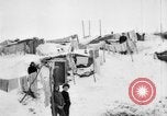 Standbild White Russian Flüchtlinge Sibirien Russland, 1918, aus Sekunde 56 historischem Filmmaterial Videoclip 65675047149