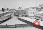 Immagine di Navi congelata al dock La Siberia Russia, 1918, secondo 21 filmato di repertorio 65675047150