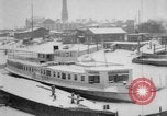 Immagine di Navi congelata al dock La Siberia Russia, 1918, secondo 35 filmato di repertorio 65675047150