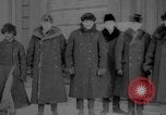 Immagine di Coinvolgimento DEGLI STATI UNITI nella guerra civile russa Irkutsk Russia, 1918, secondo 57 filmato di repertorio 65675047164