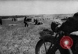 Immagine di Le forze tedesche su offensiva in Lettonia Lettonia, 1941, secondo 21 filmato di repertorio 65675047186