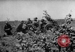 Immagine di Le forze tedesche su offensiva in Lettonia Lettonia, 1941, secondo 29 filmato di repertorio 65675047186