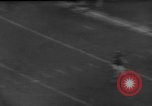 Standbild NFL Riesen versus Bären in 1963 Chicago Illinois USA, 1963, aus Sekunde 42 historischem Filmmaterial Videoclip 65675047251