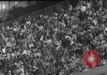 Standbild NFL Riesen versus Bären in 1963 Chicago Illinois USA, 1963, aus Sekunde 46 historischem Filmmaterial Videoclip 65675047251