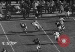 Standbild NFL Riesen versus Bären in 1963 Chicago Illinois USA, 1963, aus Sekunde 55 historischem Filmmaterial Videoclip 65675047251