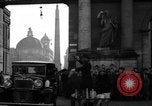 Standbild Verkehrspolizisten Rom Italien, 1934, aus Sekunde 4 historischem Filmmaterial Videoclip 65675047262
