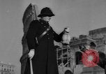 Standbild Verkehrspolizisten Rom Italien, 1934, aus Sekunde 18 historischem Filmmaterial Videoclip 65675047262