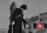 Standbild Verkehrspolizisten Rom Italien, 1934, aus Sekunde 19 historischem Filmmaterial Videoclip 65675047262