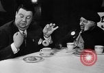 Image Donut trempant semaine New York United States USA, 1946, de la seconde 15 séquences d'archives historiques vidéo 65675047264