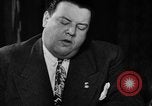 Image Donut trempant semaine New York United States USA, 1946, de la seconde 43 séquences d'archives historiques vidéo 65675047264
