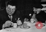 Image Donut trempant semaine New York United States USA, 1946, de la seconde 50 séquences d'archives historiques vidéo 65675047264