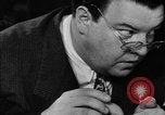Image Donut trempant semaine New York United States USA, 1946, de la seconde 56 séquences d'archives historiques vidéo 65675047264