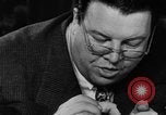 Image Donut trempant semaine New York United States USA, 1946, de la seconde 59 séquences d'archives historiques vidéo 65675047264