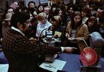 Standbild Franchise System Übereinkommen New York City USA, 1974, aus Sekunde 8 historischem Filmmaterial Videoclip 65675047266