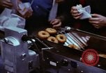 Standbild Franchise System Übereinkommen New York City USA, 1974, aus Sekunde 21 historischem Filmmaterial Videoclip 65675047266