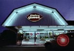 Standbild Franchise System United States USA, 1974, aus Sekunde 10 historischem Filmmaterial Videoclip 65675047268