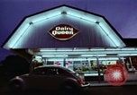 Standbild Franchise System United States USA, 1974, aus Sekunde 11 historischem Filmmaterial Videoclip 65675047268