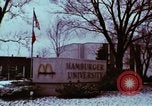 Standbild Franchise System United States USA, 1974, aus Sekunde 8 historischem Filmmaterial Videoclip 65675047270