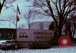 Standbild Franchise System United States USA, 1974, aus Sekunde 9 historischem Filmmaterial Videoclip 65675047270