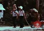 Standbild Franchise System United States USA, 1974, aus Sekunde 37 historischem Filmmaterial Videoclip 65675047272