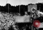 Standbild Hitler Youth Meeting Thüringen Deutschland, 1933, aus Sekunde 53 historischem Filmmaterial Videoclip 65675047295