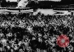 Standbild Adolf Hitler an der Autobahn bahnbrechende Frankfurt Deutschland, 1933, aus Sekunde 44 historischem Filmmaterial Videoclip 65675047298