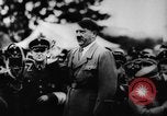 Standbild Adolf Hitler an der Autobahn bahnbrechende Frankfurt Deutschland, 1933, aus Sekunde 53 historischem Filmmaterial Videoclip 65675047298