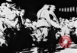 Standbild Adolf Hitler auf dem sechsten Parteitag Adressen Jugend Deutschland, 1934, aus Sekunde 62 historischem Filmmaterial Videoclip 65675047304