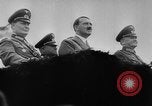 Standbild Adolf Hitler im Jahr 1936 Naziaufmarsch Nürnberg Deutschland, 1936, aus Sekunde 19 historischem Filmmaterial Videoclip 65675047307