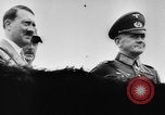 Standbild Adolf Hitler im Jahr 1936 Naziaufmarsch Nürnberg Deutschland, 1936, aus Sekunde 30 historischem Filmmaterial Videoclip 65675047307