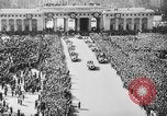 Image Adresses d'Adolf Hitler Autrichiens pendant Anschluss Vienne Autriche, 1938, de la seconde 57 séquences d'archives historiques vidéo 65675047328