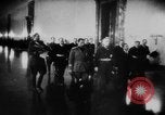 Image le chant d'un pacte Berlin Allemagne, 1940, de la seconde 12 séquences d'archives historiques vidéo 65675047353