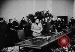 Image le chant d'un pacte Berlin Allemagne, 1940, de la seconde 21 séquences d'archives historiques vidéo 65675047353